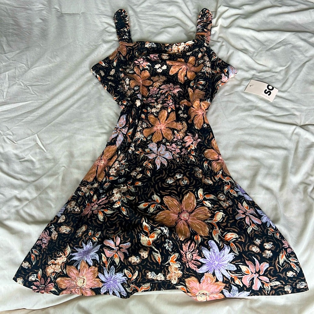 Phoebe (FRIENDS) inspired dress from Kohls! Never worn